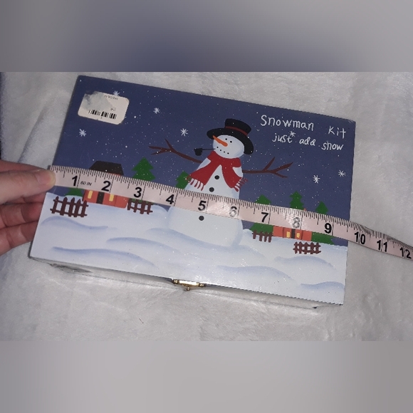 Vintage BUILD A SNOWMAN KIT IN WOOD BOX - Picture 8 of 10